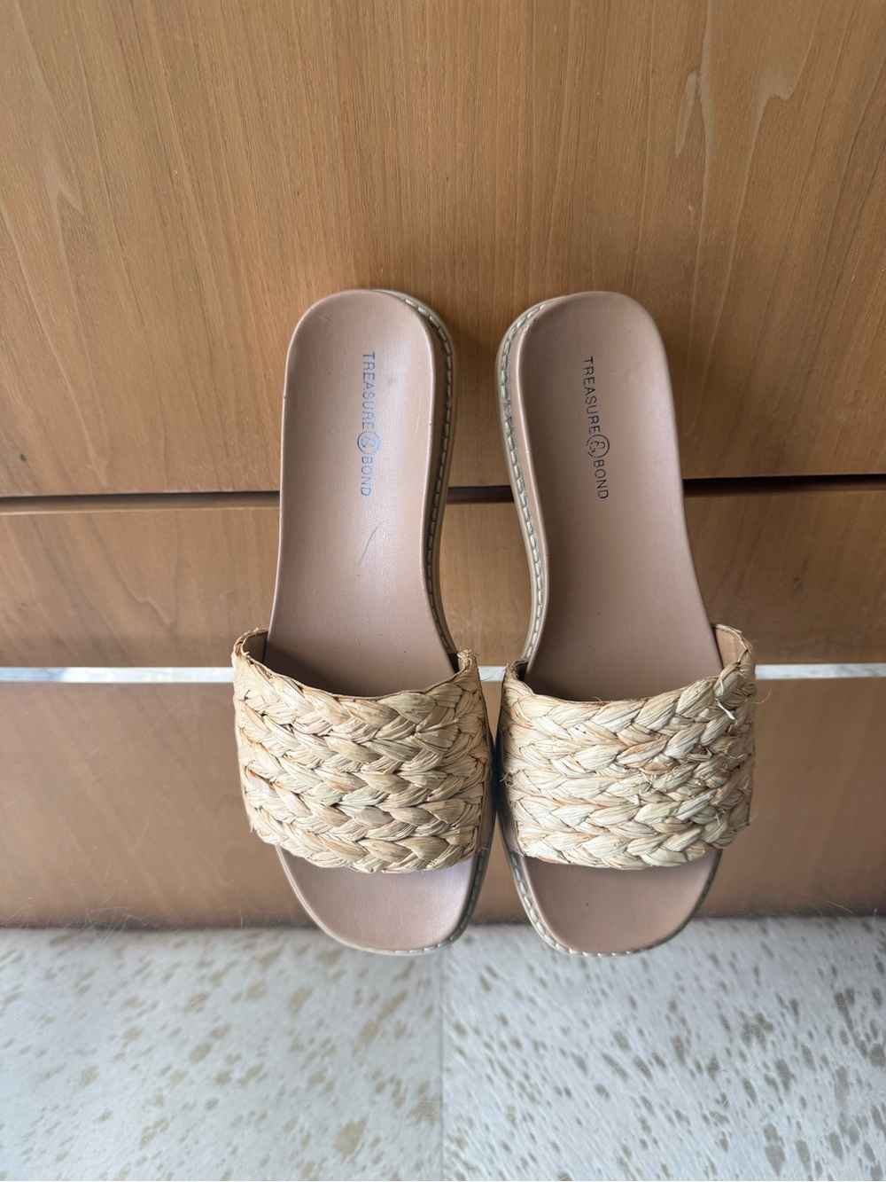 Like New! Treasure & Bond Natural Braided Slide Sandals - Neutral in Size 6.5